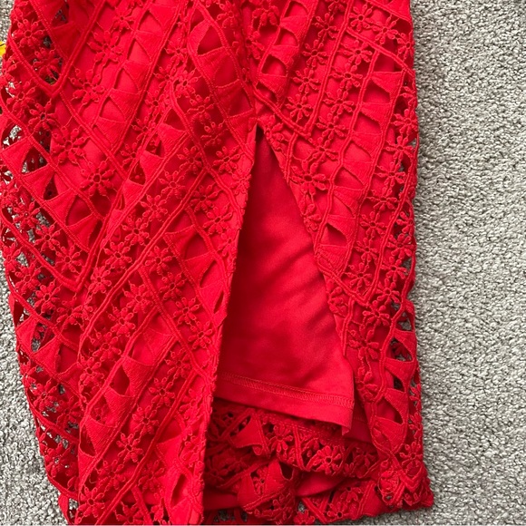 Chi Chi London Bardot Premium Lace Mid Dress Red Crochet NWT Size 12 - Picture 7 of 9